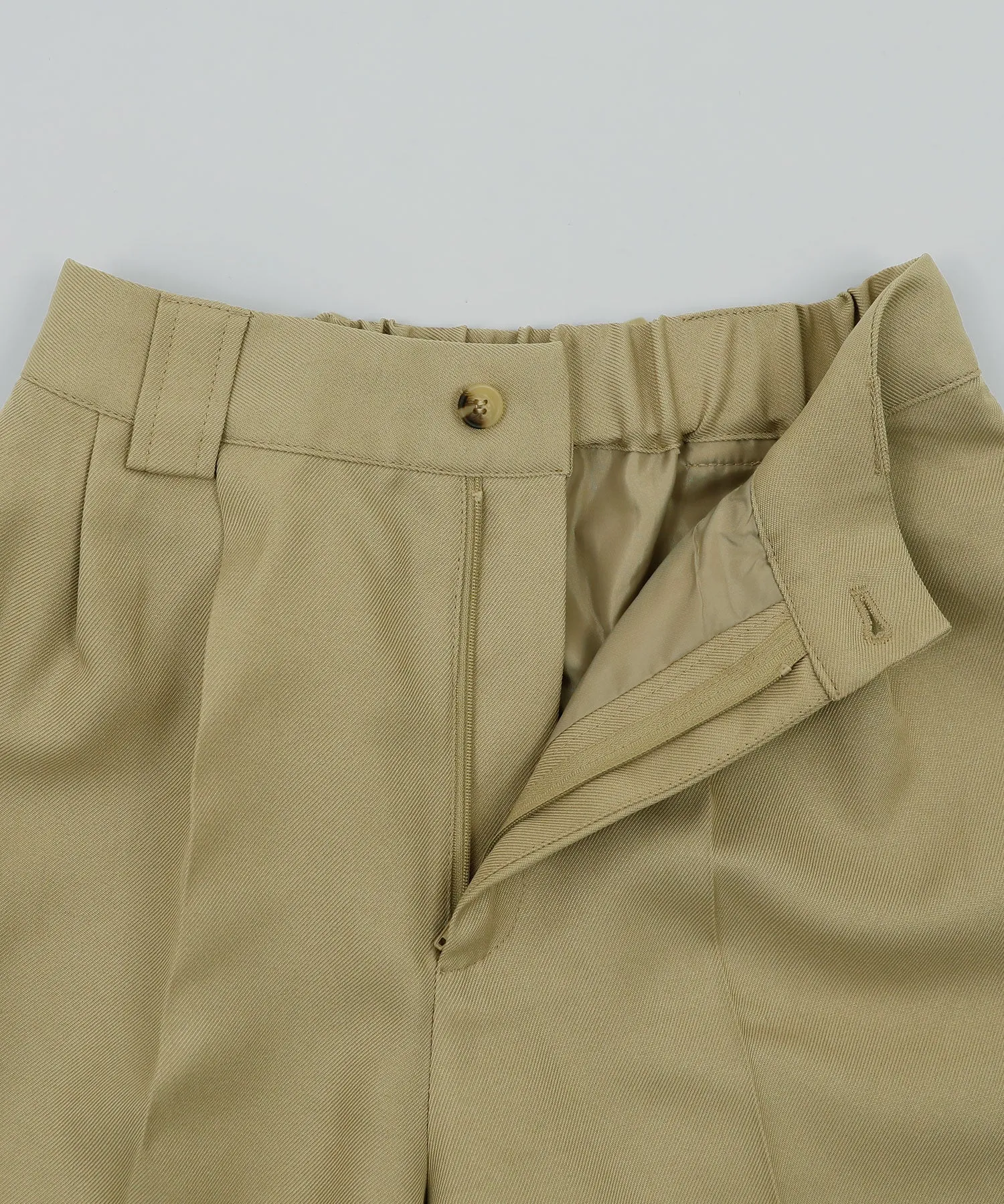 Center press tack shorts