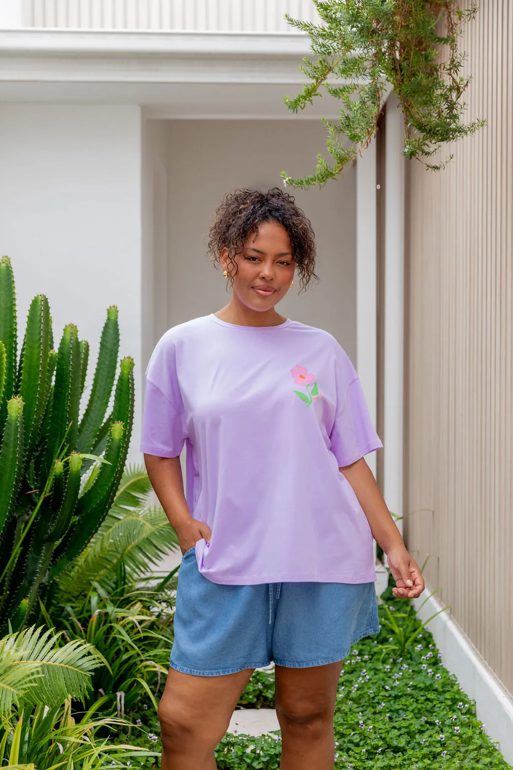 Choose Kindness Tee in Pastel Lilac
