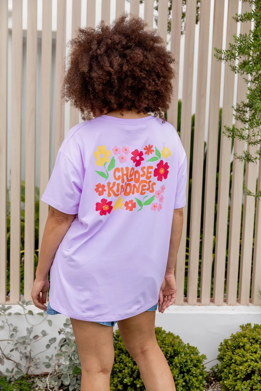 Choose Kindness Tee in Pastel Lilac