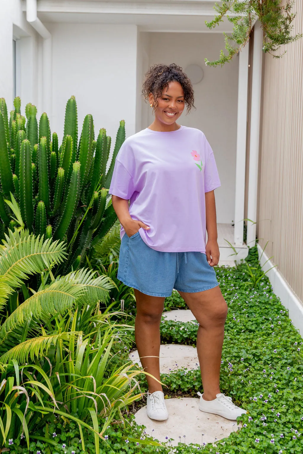 Choose Kindness Tee in Pastel Lilac
