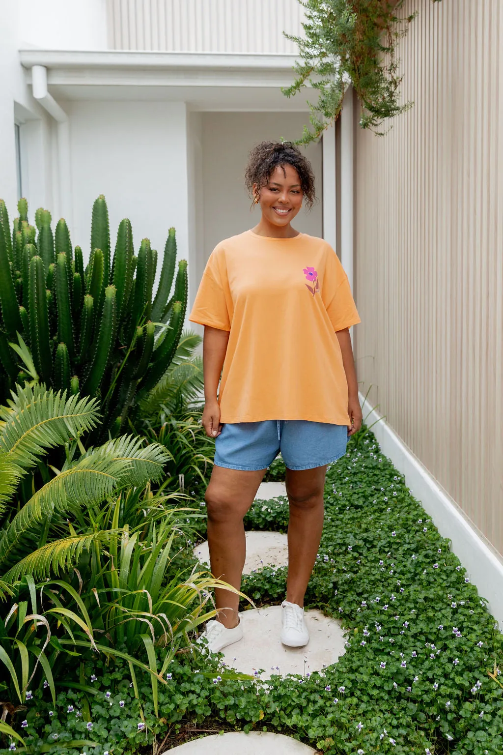 Choose Kindness Tee in Peach