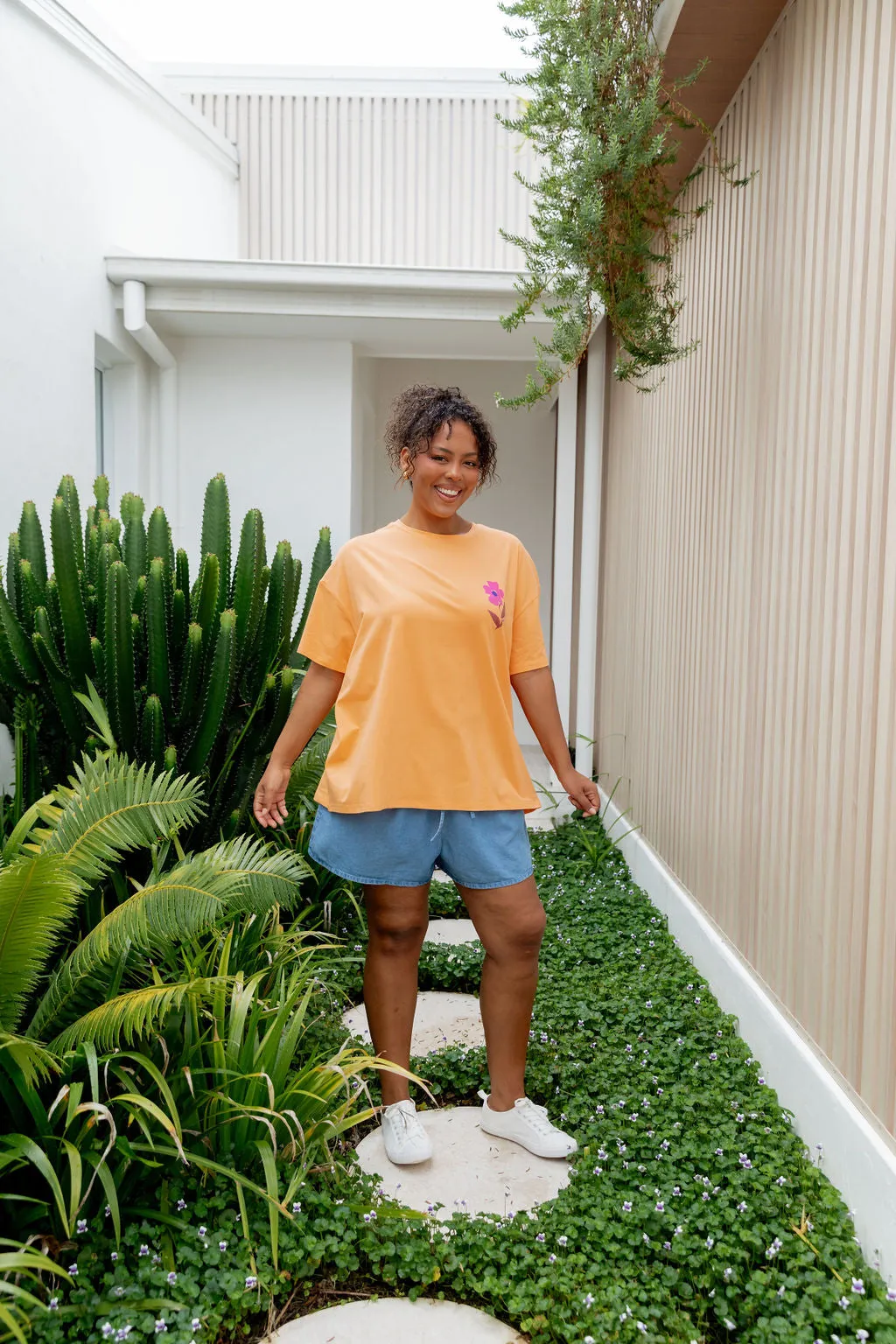 Choose Kindness Tee in Peach