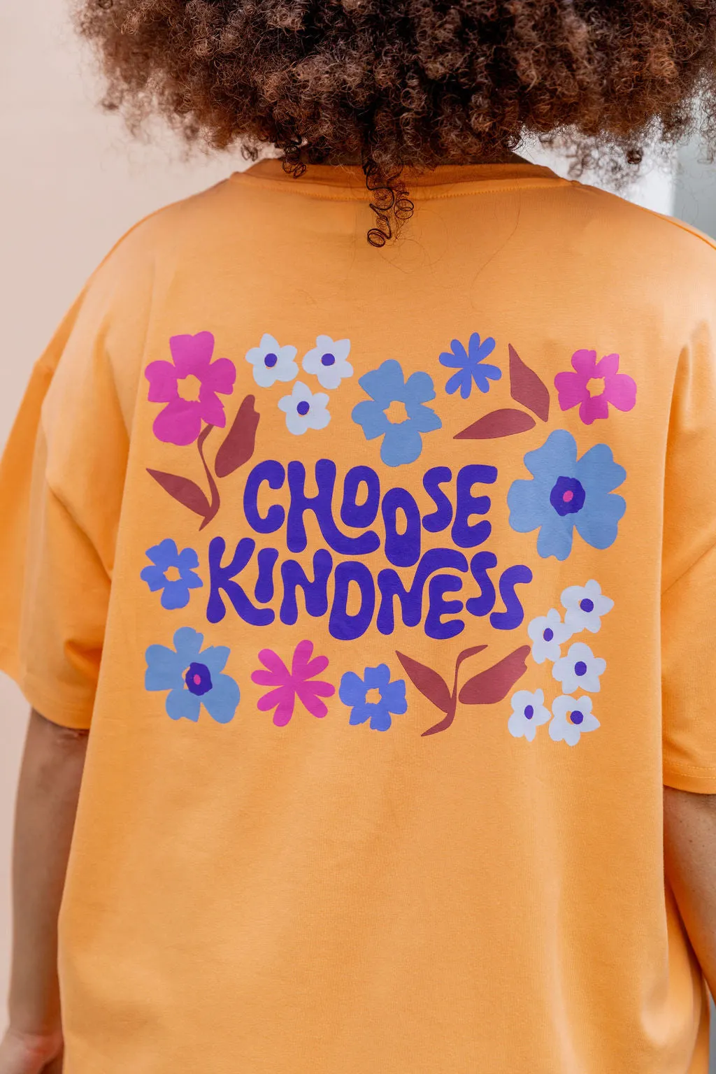 Choose Kindness Tee in Peach