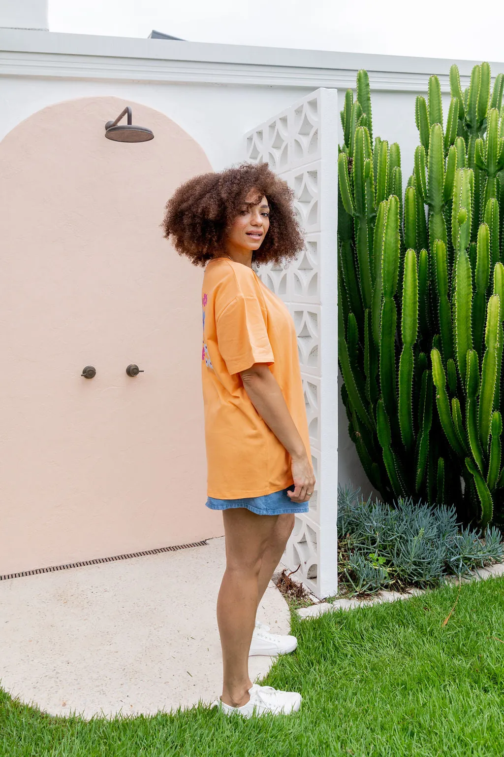 Choose Kindness Tee in Peach