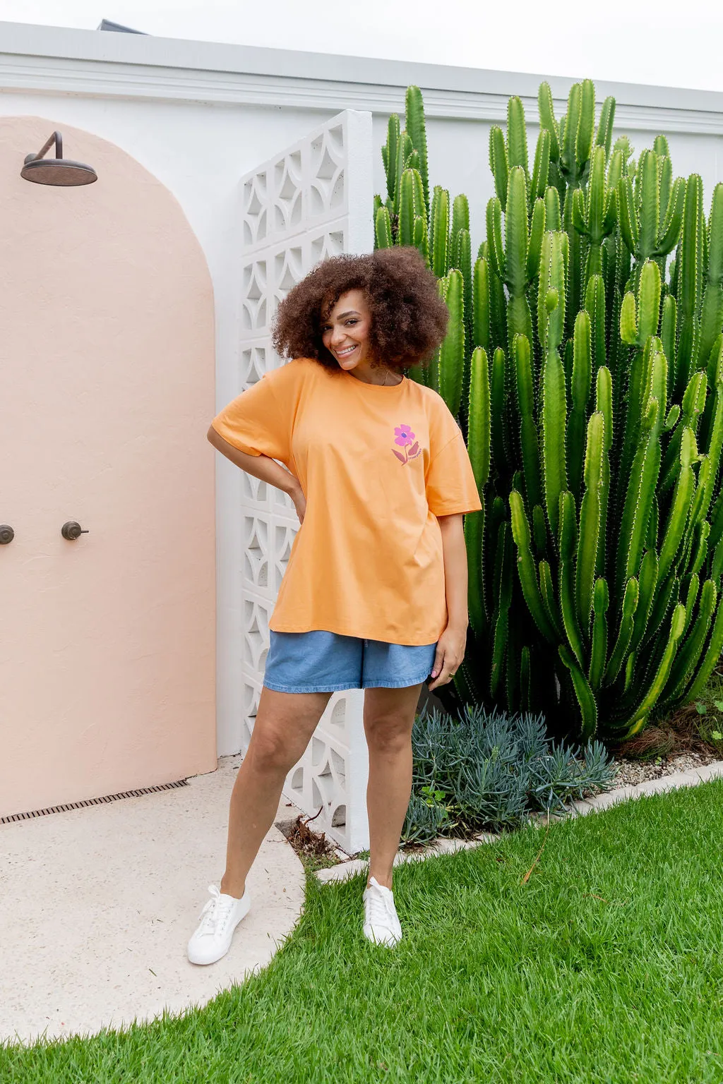 Choose Kindness Tee in Peach