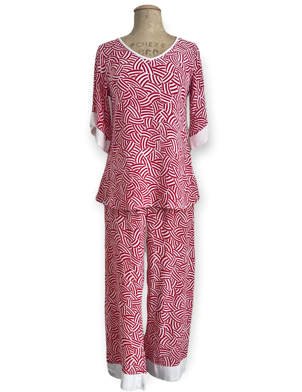 Red Deco Waves 1930s Style Louise Lounge Capri Pant