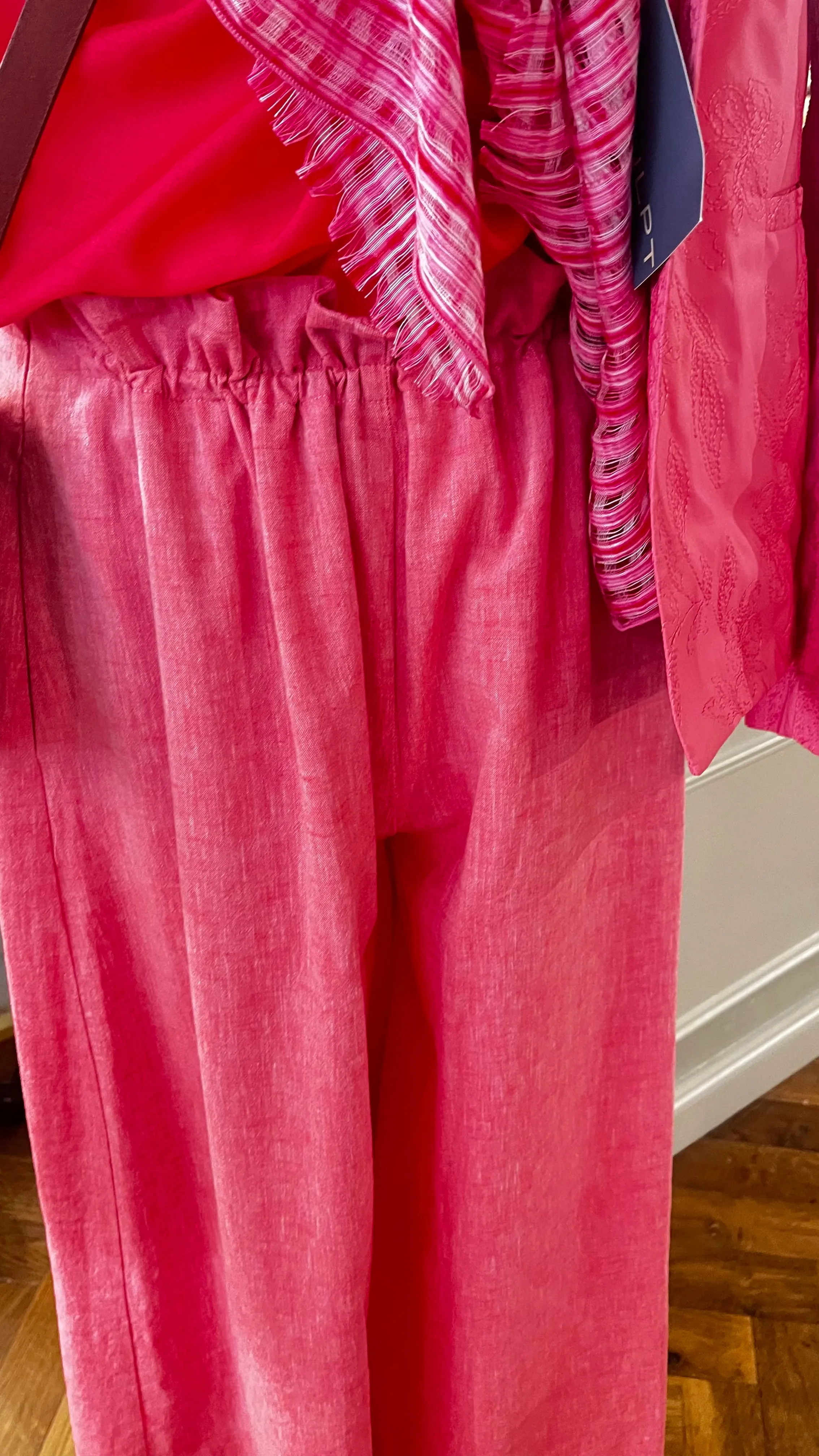 rialto48 Wide Leg Stretch Trousers in Raspberry