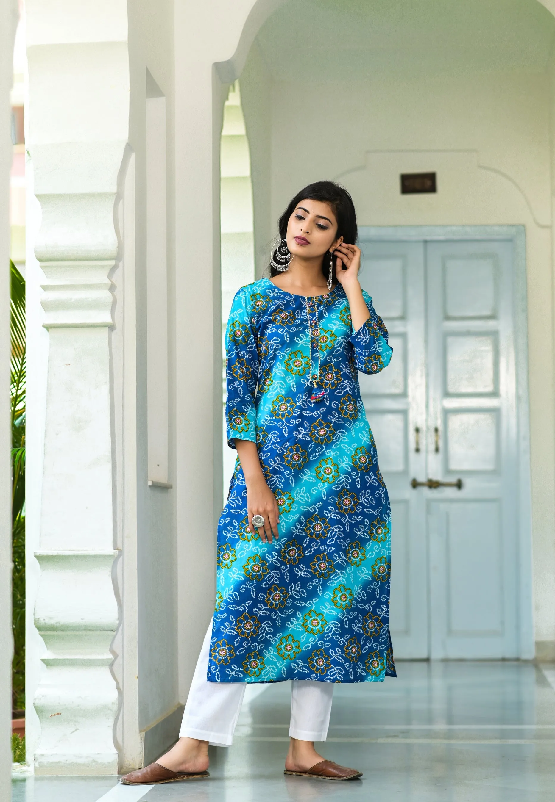 Women Blue Bandhani Printed Kurta